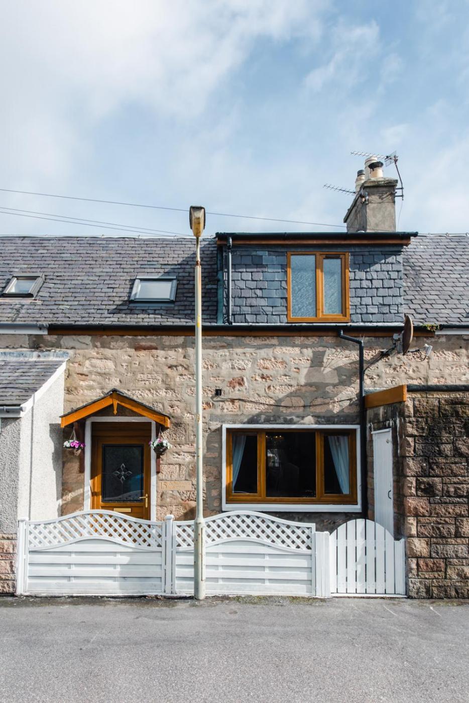 Holiday home Mabels By The Nairn